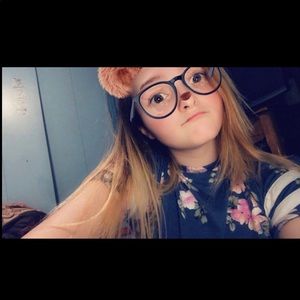 Meet your Posher, Ally